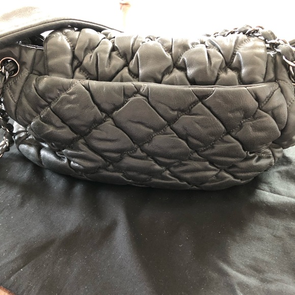 AUTH Chanel Grey Black Silver Bubble Quilted Shoulder Handbag purse Leather Bag - Picture 5 of 13